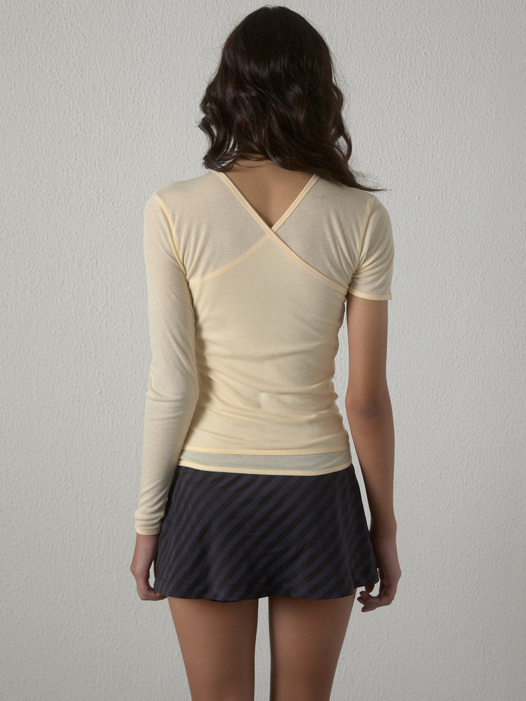 Asymmetric sleeve layered top